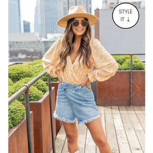 NWT Pink Lily asymmetrical jean skirt